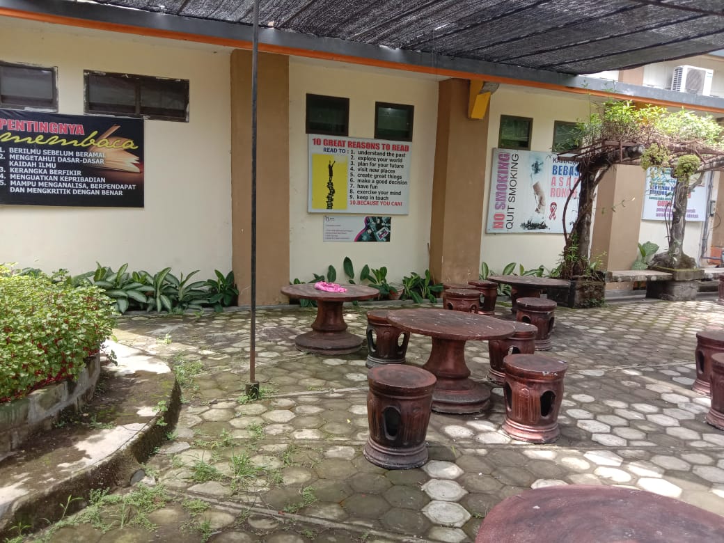 Taman-Literasi-Ku – SMPN 1 LUMAJANG